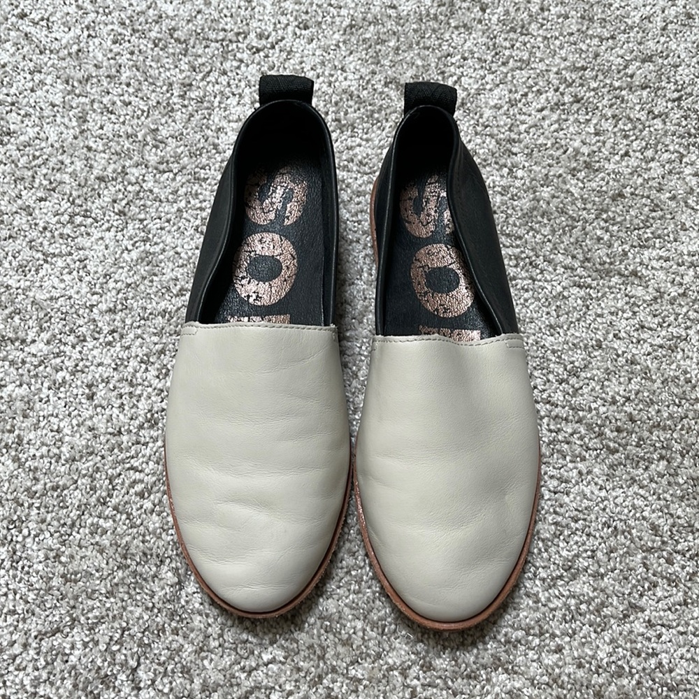 Sorel Ella Slip-on shoes